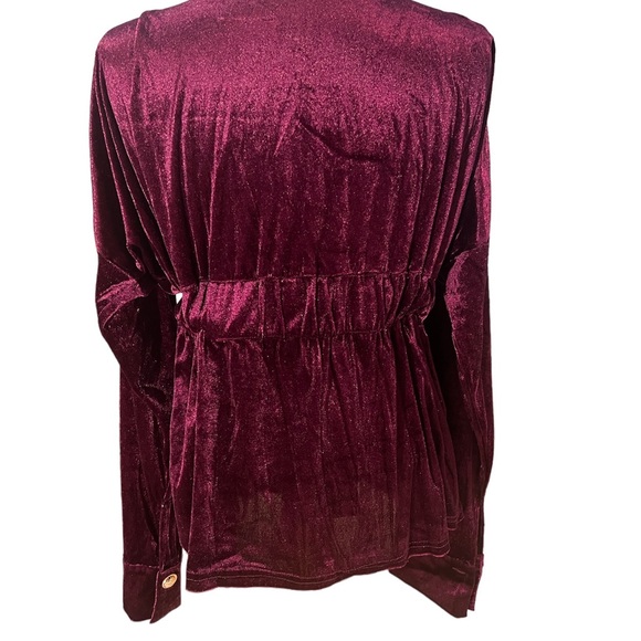 Abyoxi Peplum Top - Picture 4 of 11